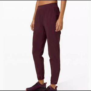 Lululemon Adapted State High-Rise Jogger, NWOT, Sz 6